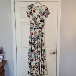 Women's V-neck Floral Maxi Dress